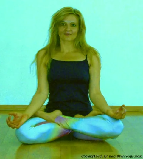 Prof. Dr. med. Khan Yoga — yoga-studio in Betzingen, Reutlingen — 3