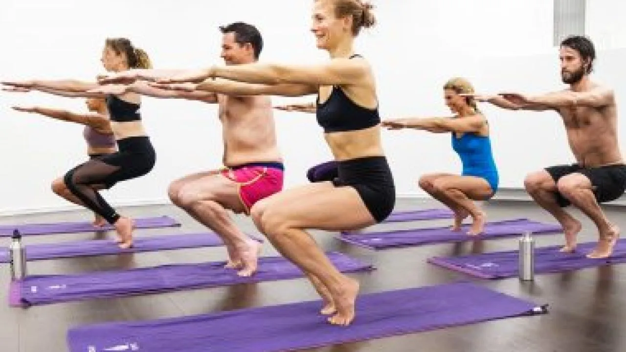 Bikram Yoga City — hot yoga-studio i Stockholm — bild 4