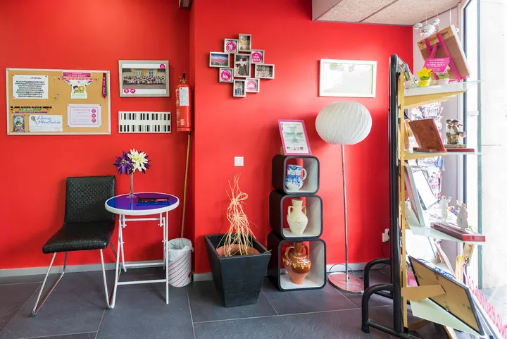 A.C. LA NOVA ESCOLA — baile-studio en Castellón de la Plana — 4