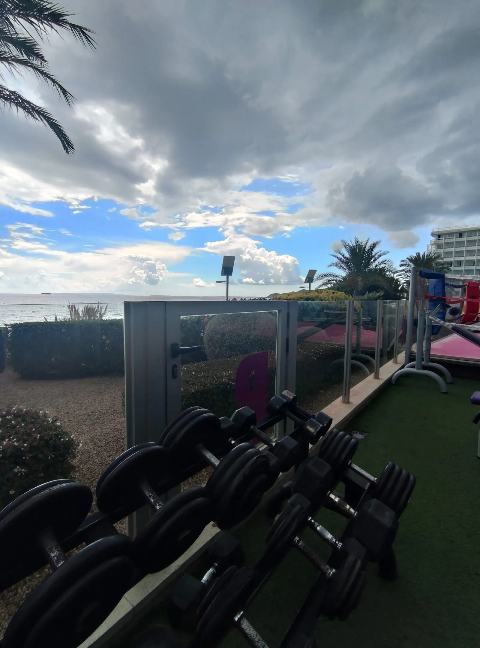 Nirvana Beach Gym — estudio de fitness-studio en Playa den Bossa — 3