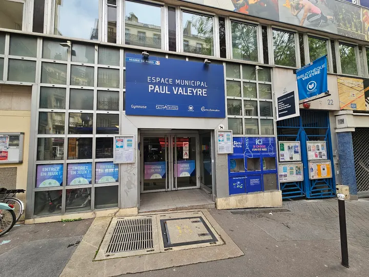 Piscine Paul Valeyre — studio à Paris — 4