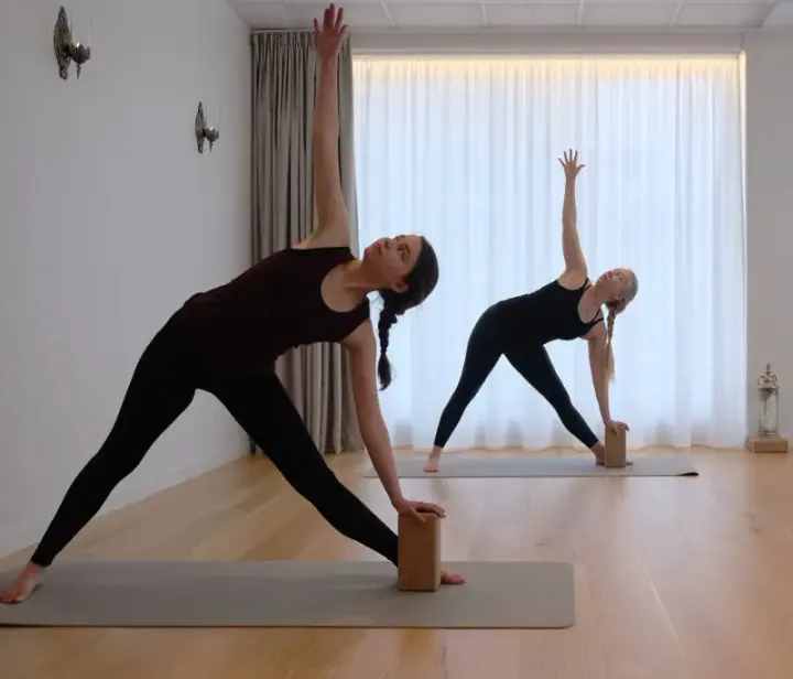 Ayna Yoga Massage — yoga-studio in Sköndal, Stockholm — 2