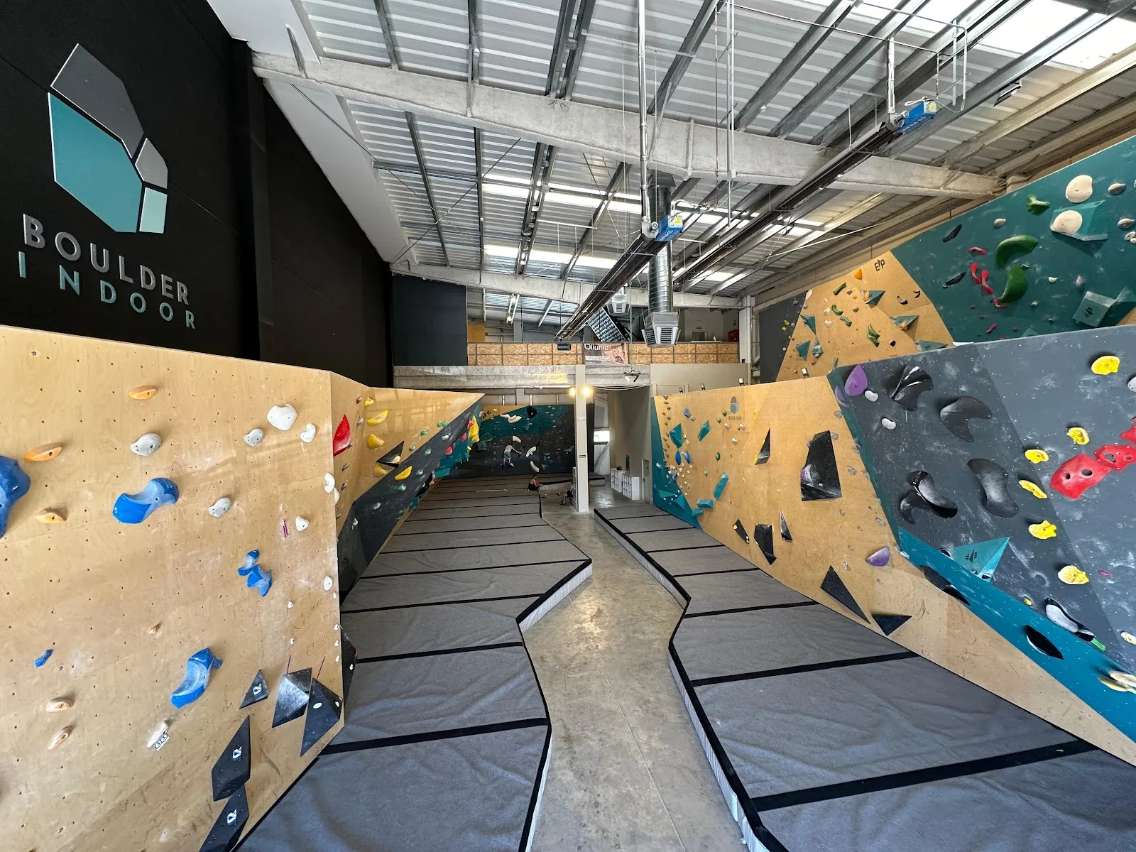Boulder Indoor — escalada-studio en Lleida — 2
