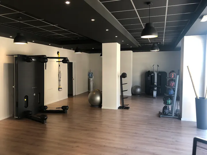 Dynamis Boutique — Estudio de fitness en Aguadulce