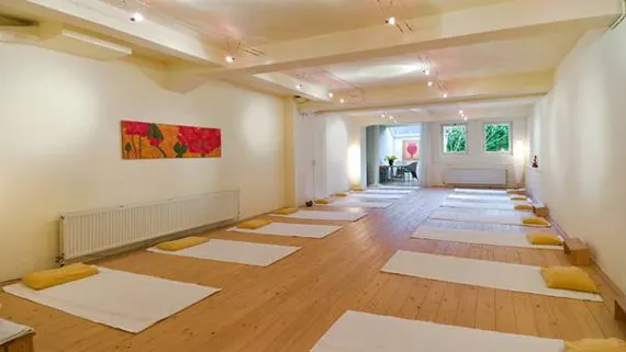Yogastudio Groningen Nieuwe Kerkhof 3 — Yoga in Centrum, Groningen