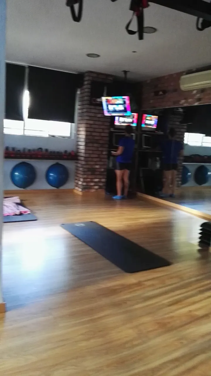 Clases De Pilates Madrid Profepilates — pilates-studio en Latina, Madrid — 2