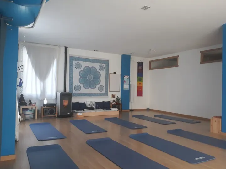 Dharma Ioga — yoga-studio i Serrat de la Capella, La Seu d'Urgell