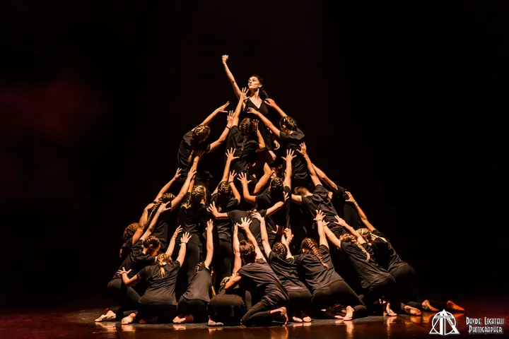 Addiction School — Danza a Colognola, Bergamo