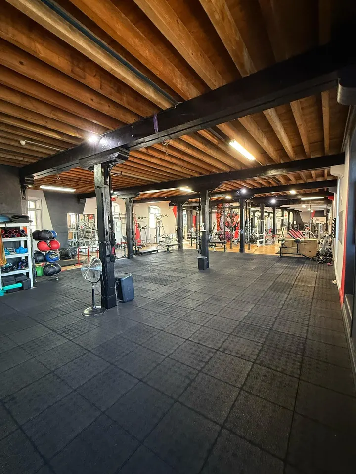 Association Culture et Forme — salle de fitness-studio à Beaurepaire — 5