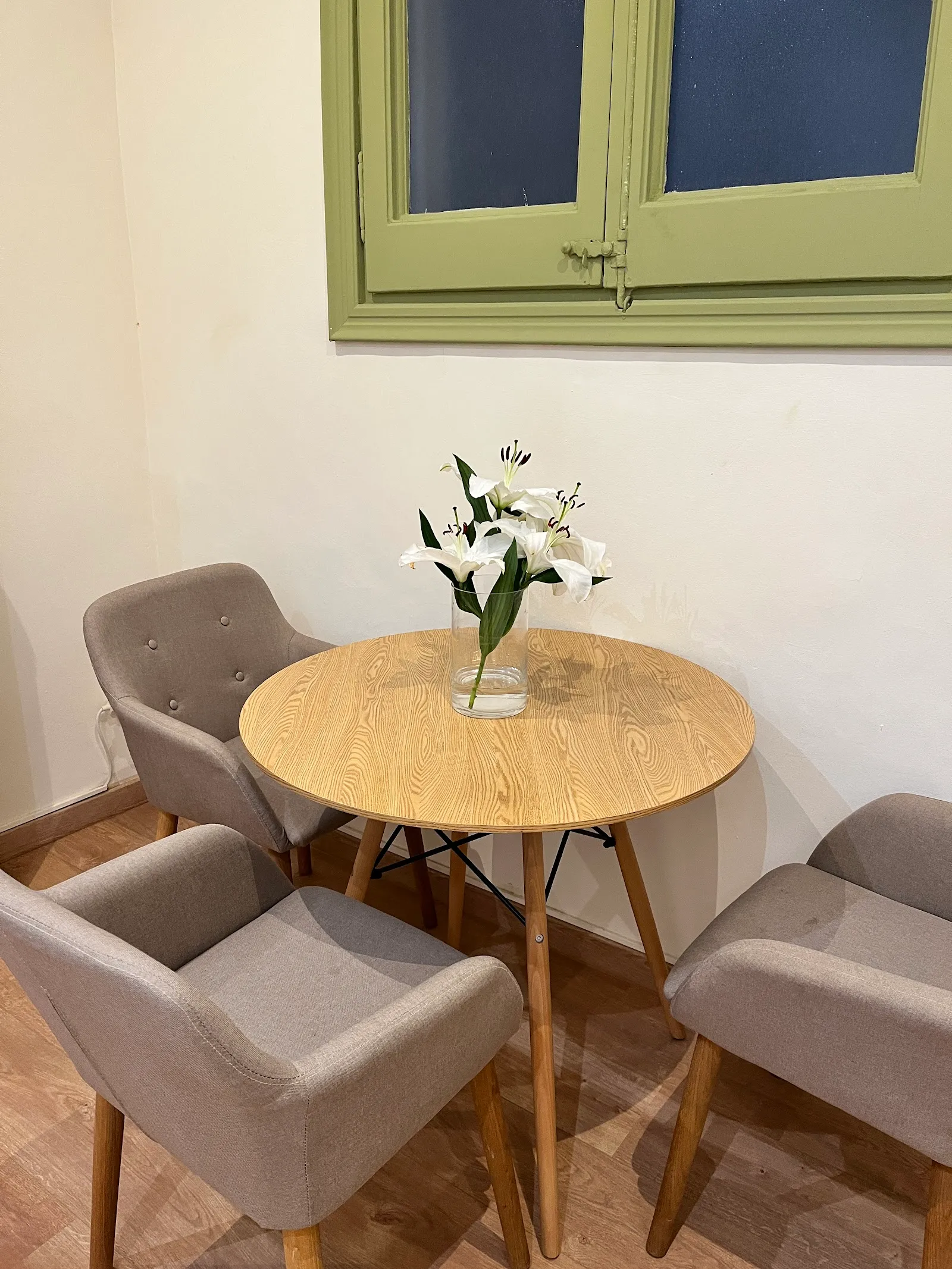 Meditación Barcelona — meditación-studio en l'Eixample, Barcelona — 2