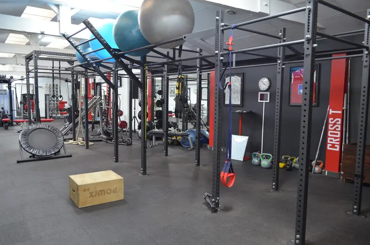 O-Zone Salle de avec Piscine — salle de fitness-studio à Bordeaux Centre, Bordeaux — 3