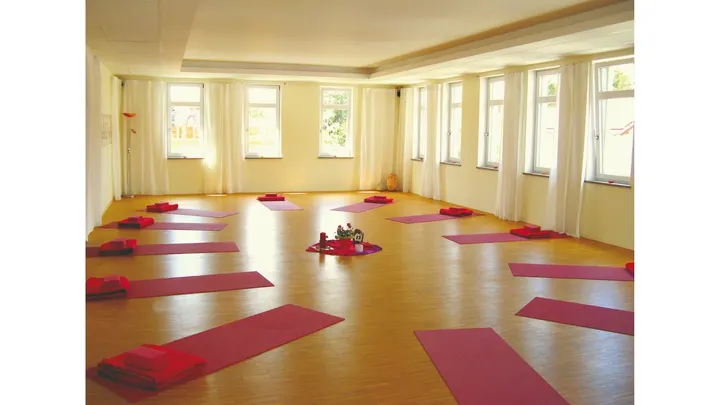 Trika Yoga — yoga-studio in Gröbenzell, München — 2