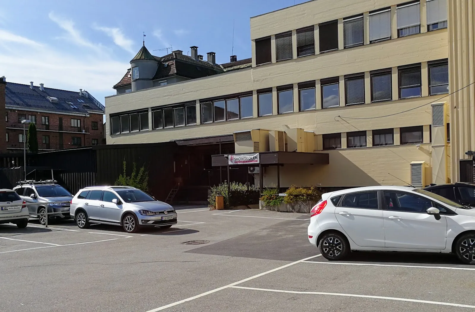 Showskolen — dans-studio i Hønefoss — 3