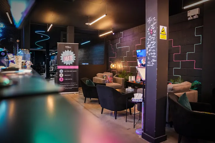 Barbell Lounge - #1 Premium Boutique Gym in Maidenhead // Gym & Coffee — strength-studio in Maidenhead — 5