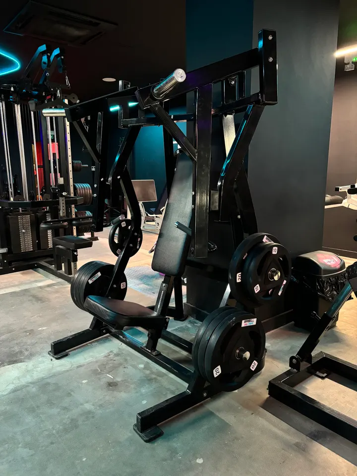 Barbell Lounge - #1 Premium Boutique Gym in Maidenhead // Gym & Coffee — Strength in North Town, Maidenhead
