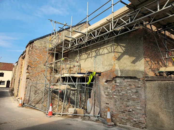Old Cinema/Gym Newport — fitness studio in Barton-upon-Humber, Barton-Upon-Humber — 2