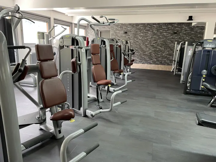 O Fit — salle de fitness-studio à Villedieu, Hauts de Bienne — 2