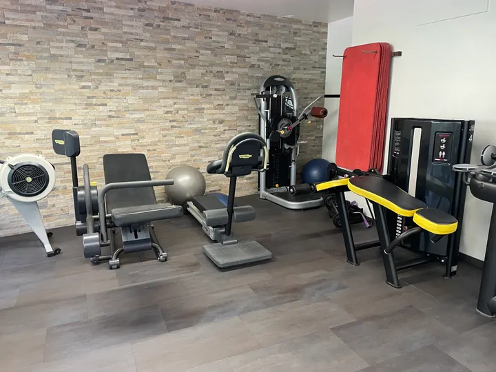 O Fit — salle de fitness-studio à Hauts de Bienne — 5