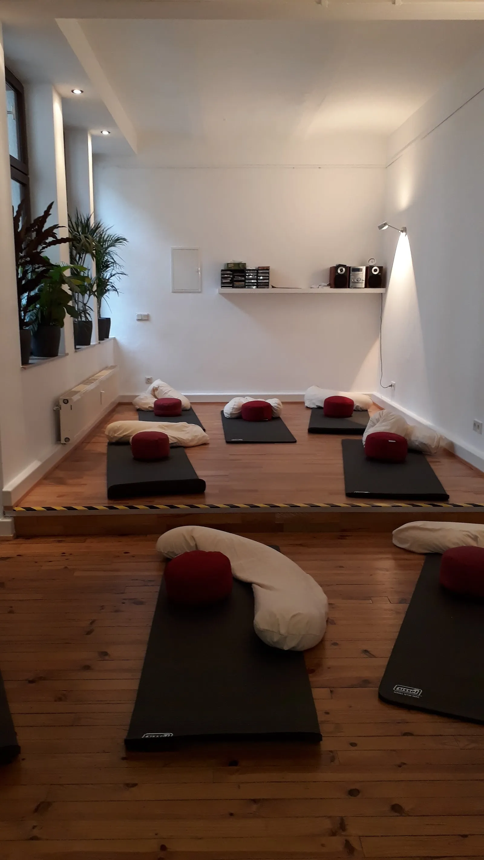 Yoga Individuell — yoga-studio in St. Johanner Markt, Saarbrücken — 2