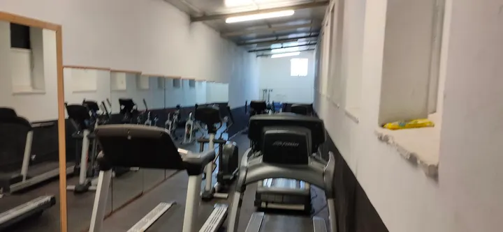 The World Gym — estudio de fitness-studio en Vilafant — 3