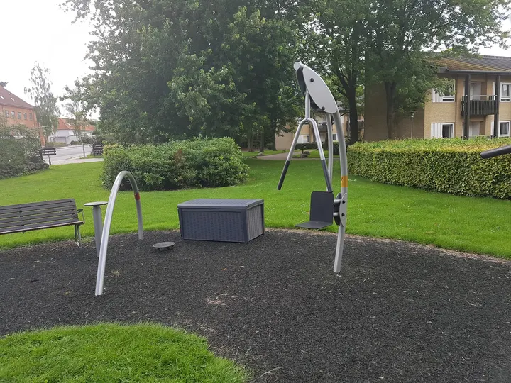 Outdoor Fitness Park — træningsstudio i Hellerup — 3