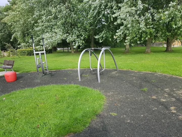 Outdoor Fitness Park — træningsstudio i Hellerup — 3
