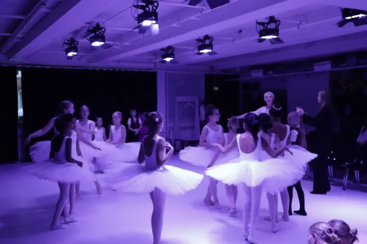 DanceDaily — dance-studio i Tammerkoski, Tampere