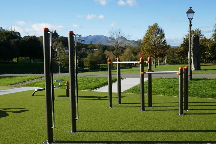 Parque de Calistenia — calisthenics-studio en Parque de Invierno, Oviedo — 2