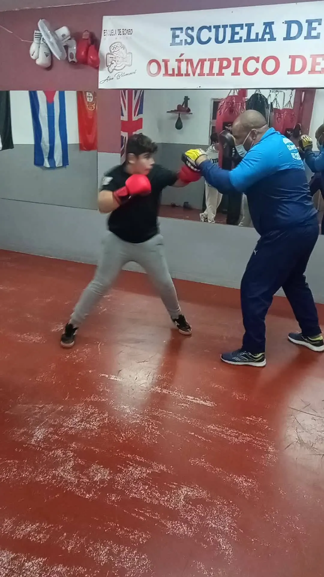Escuela de Boxeo Olímpico de Cáceres Aless Betancourt — artes marciales-studio en Cáceres — 3