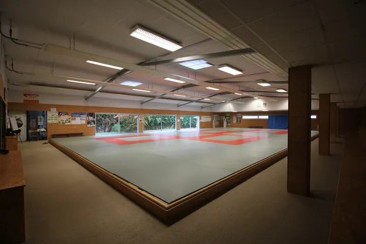Espoir Sportif Du Beffroi — arts martiaux-studio à Europe, Tours — 2