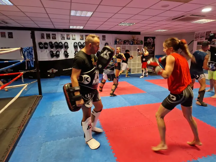 Gimnasio ACM Sevilla — Kickboxing en Santa Clara, Sevilla