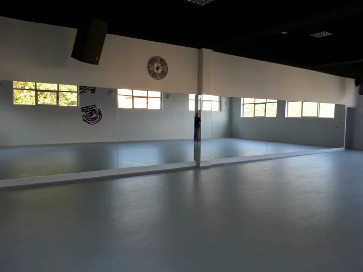 Academia De Danza Ainhoa — baile-studio en Irun — 5