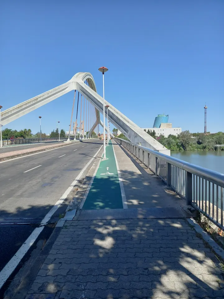 Puente Alamillo escalada — escalada-studio en Sevilla — 5