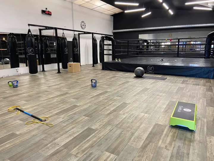 BOXE'N CROSS — Boxe à Grenade