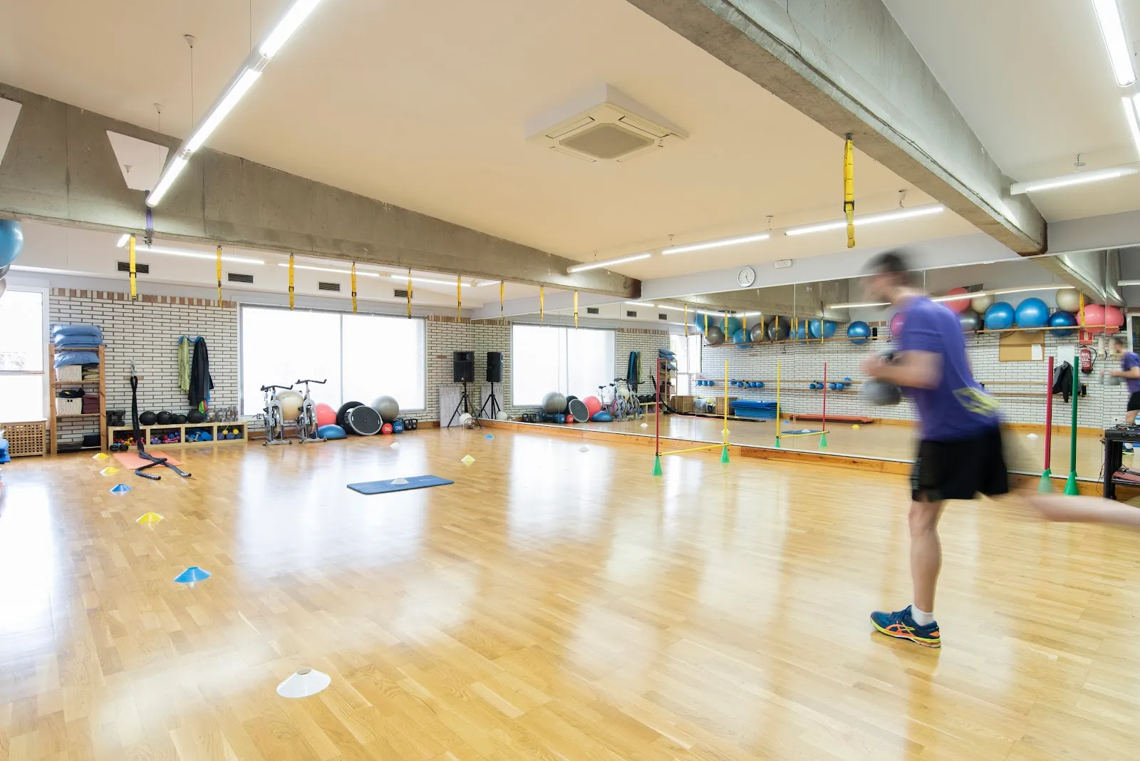 Centro Deportivo J10 — estudio de fitness-studio en Huesca — 3