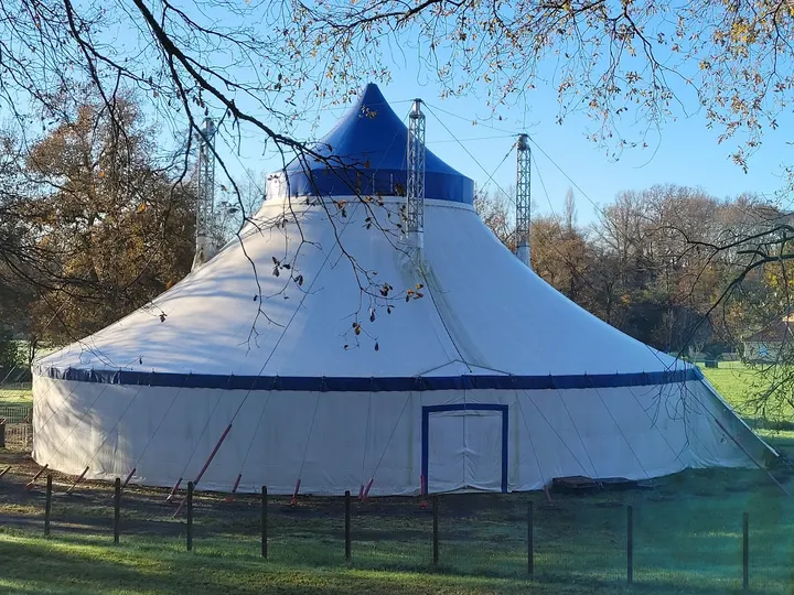 Ecole Municipale De Cirque — arts aériens-studio à Lescar — 4