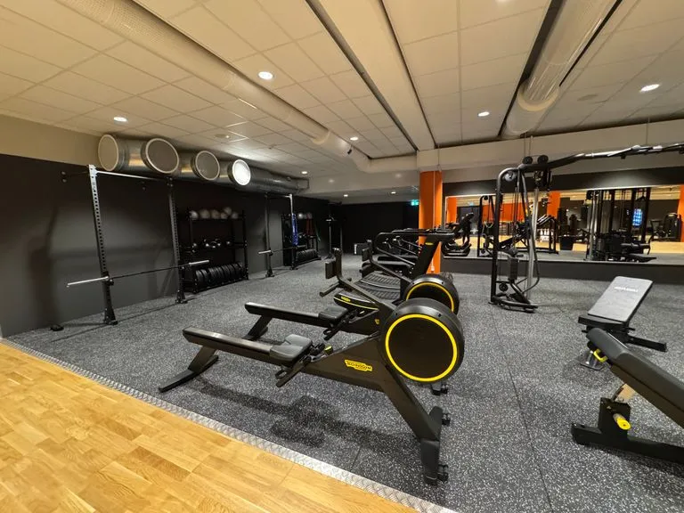 Frescati Sports Center — träningsstudio-studio i Stockholm — bild 3