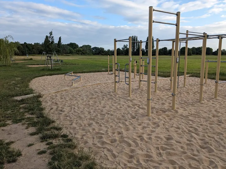 Calisthenics Park — Functional Training in Königsmühle, Erlangen