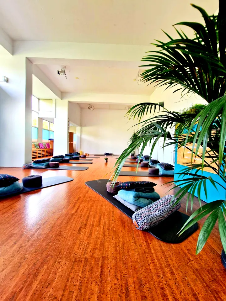Het Zonnekompas Zwangerschapsyoga — yoga-studio in South, Groningen — 2