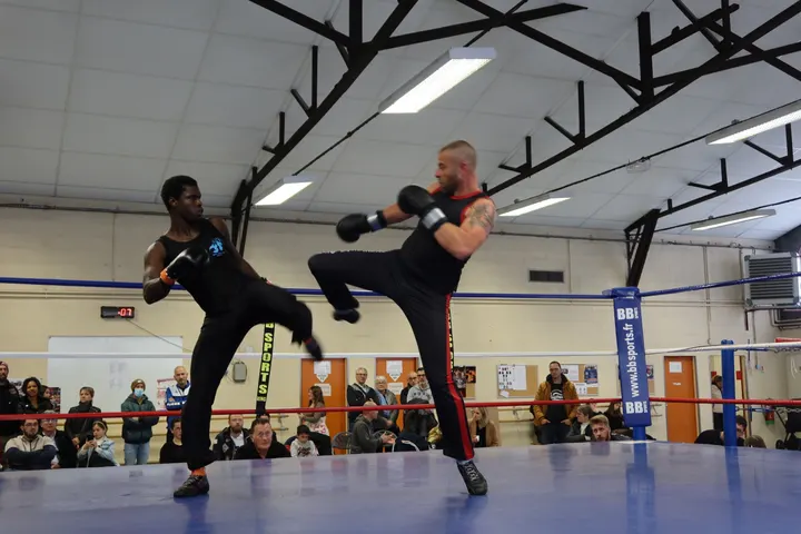 La Vaillante Savate Boxe Française — arts martiaux-studio à Angers — 3