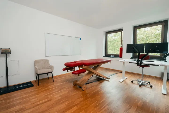 Tim Becker Physiotherapie — pt-studio in Köln — 5