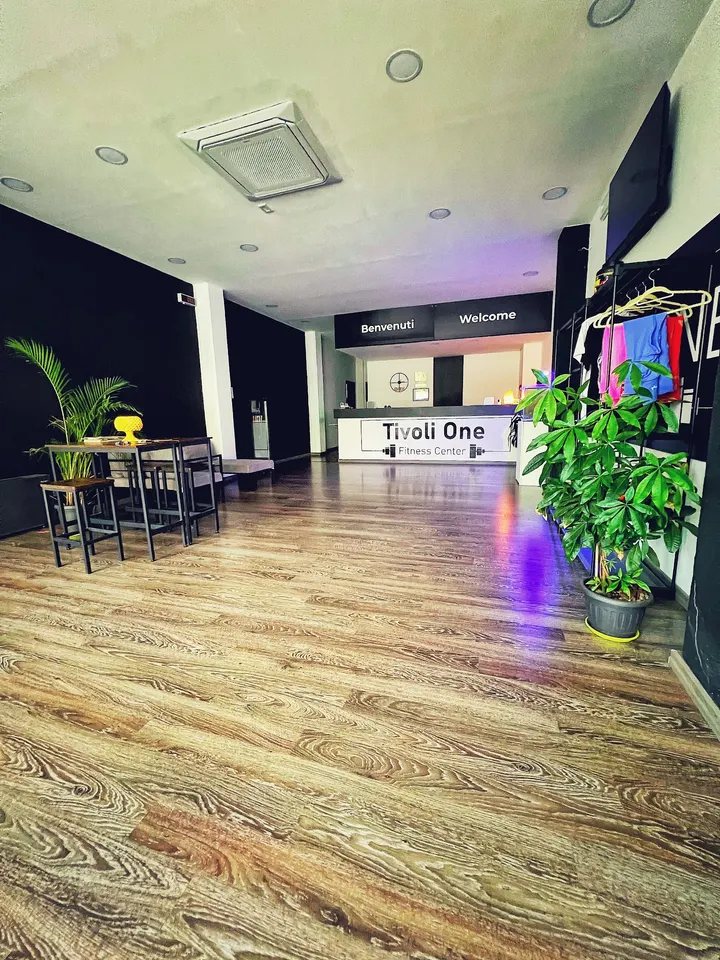 Tivoli One Fitness Center — palestre-studio a Canalicchio — 3