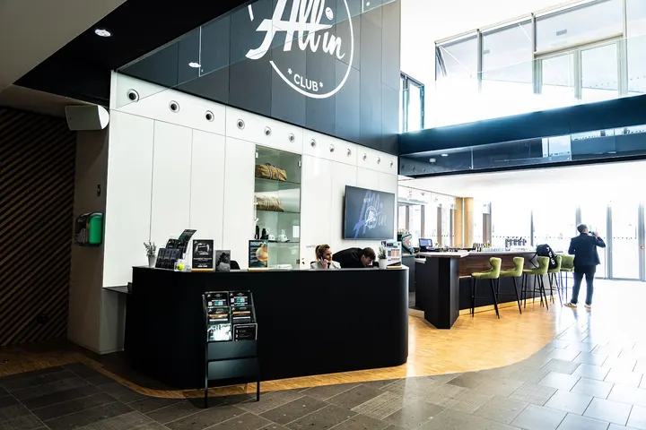 ALL IN COUNTRY CLUB — HYROX à Décines-Charpieu
