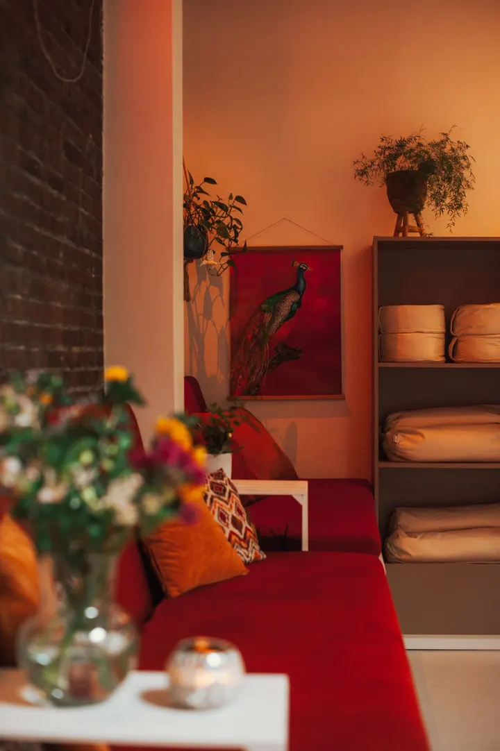 Oplaadpunt — yoga-studio in Arnhem-Noord, Arnhem — 3