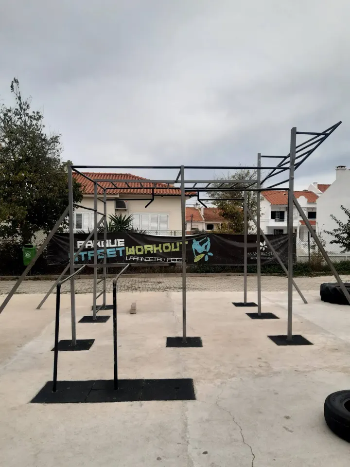 Parque de Calistenia do Feijó — calistenia-studio em Quinta das Amoreiras, Lisboa — 3