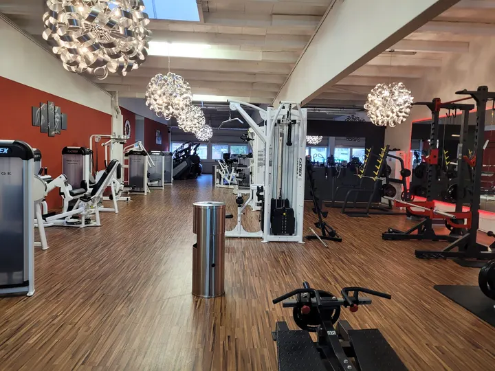 Songül Premium Fitness Säckingen — Fitnessstudio in Säckingen, Bad Säckingen