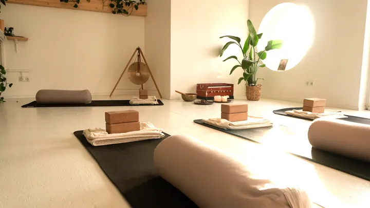Yoga Labor Pop-Up Studio — Yoga in Alt-Treptow, Berlin