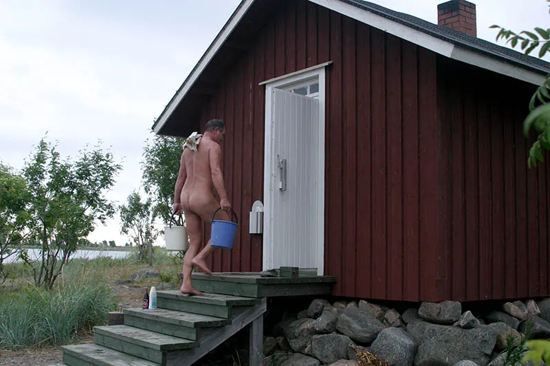 Kluntarna: public sauna (south) — wellness-studio i Luleå — 3
