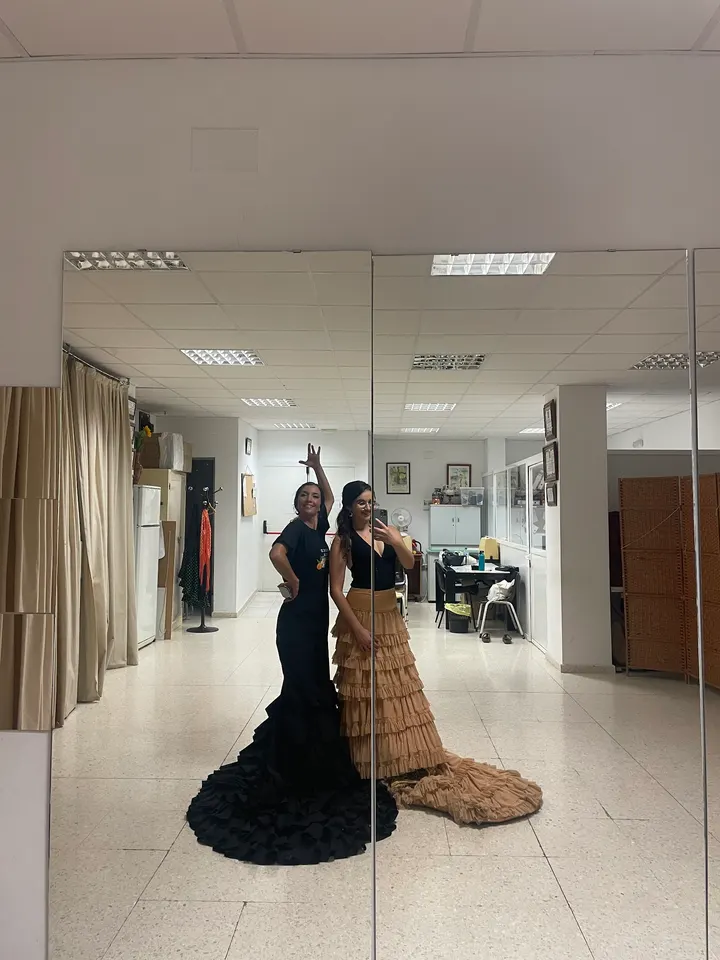 FlamencosevillaClass — Baile en El Arenal, Sevilla