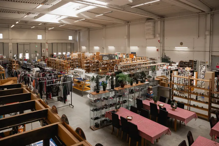 Second Hand För Ungdomsidrotten i Kungälv — fitness studio-studio i Skälebräcke, Kungälv